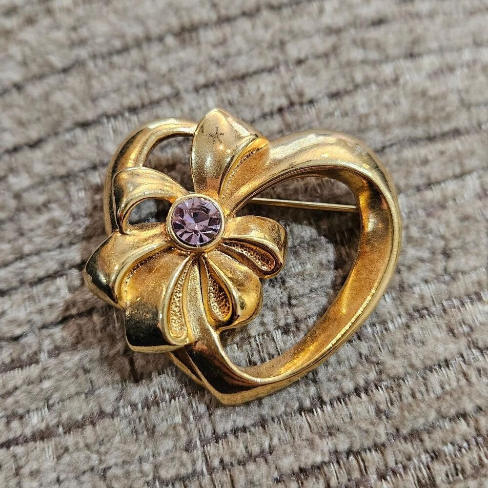 vintage coquette cottagecore heart faux amethyst gold tone brooch